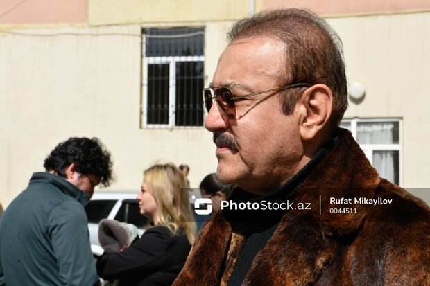 Cavanşir Məmmədov: "Fəhlənin işi müğənnidən yüngüldür, çox zülm çəkirik"