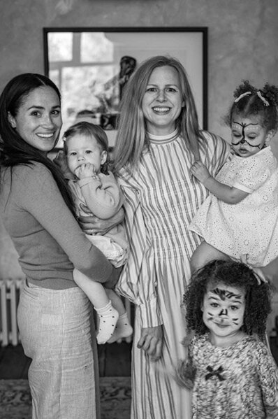 Kraliçanın ən kiçik nəticəsi görüntüləndi - FOTOLAR