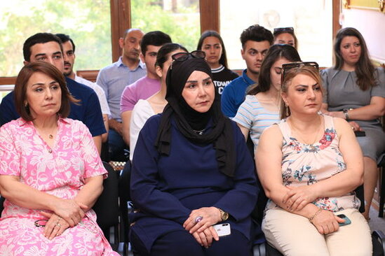 "Yeni tarix" kitabının təqdimat mərasimi keçirilib - FOTO