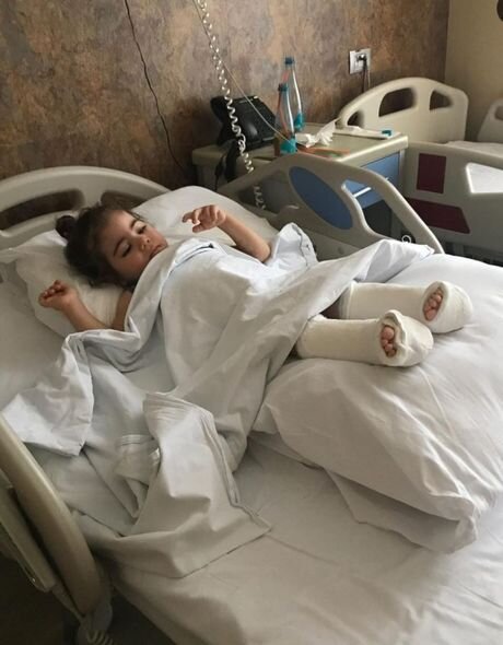 Beş yaşlı qızın sağlam böyrəyinin xilas olunmasına kömək edin - Yardım ÇAĞIRIŞI + FOTO