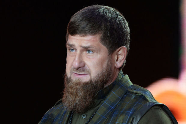 Kadırov özünü biabır etdi - FOTO/VİDEO