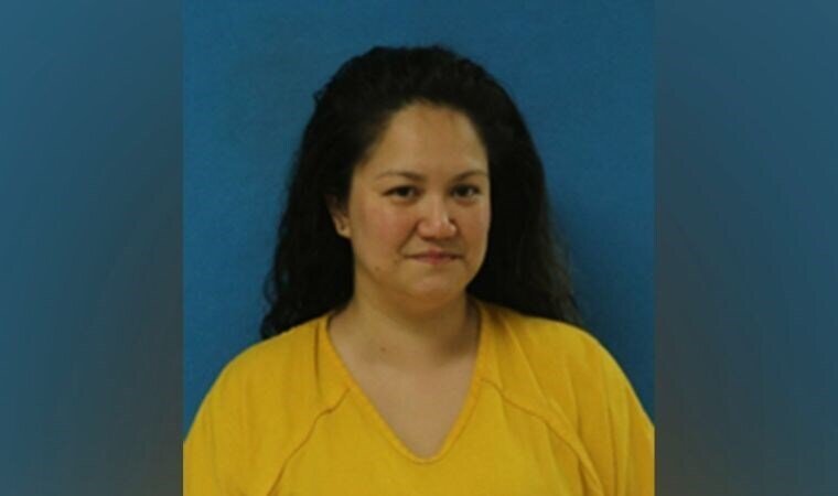 3 yaşlı uşağı boğmağa çalışan qadın SAXLANILDI