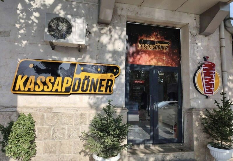 Naxçıvanda dönərdən zəhərlənən 17 nəfərdən 9-u azyaşlıdır, müraciət sayı çoxdur (YENİLƏNİB)