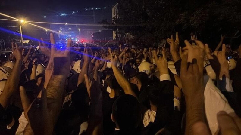 İnsanlar ayağa qalxdı: Əcnəbi vətəndaş 5 yaşlı uşağa təcavüz etdi - FOTO+VİDEO