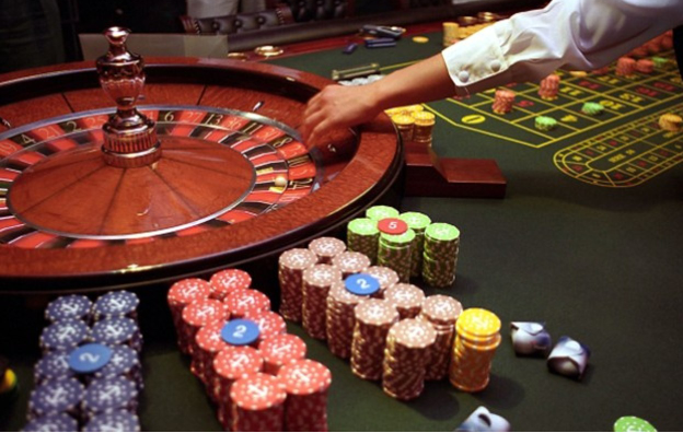 "Kazinoların açılması ölkə iqtisadiyyatına müsbət təsir edəcək, amma bu o demək deyil ki, ölkəmiz Las Veqas olacaq" - AÇIQLAMA