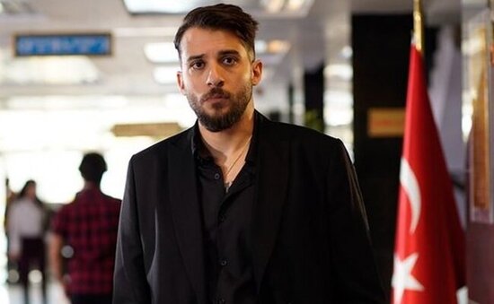 Məşhur aktyorun qardaşı intihar etdi - 12-ci mərtəbədən özünü atdı