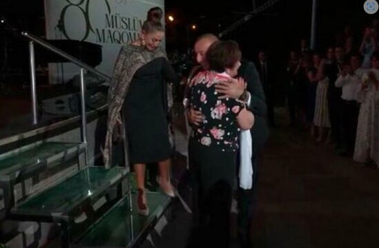 Prezidentin Xalq artistinə bu jesti gündəm oldu - VİDEO