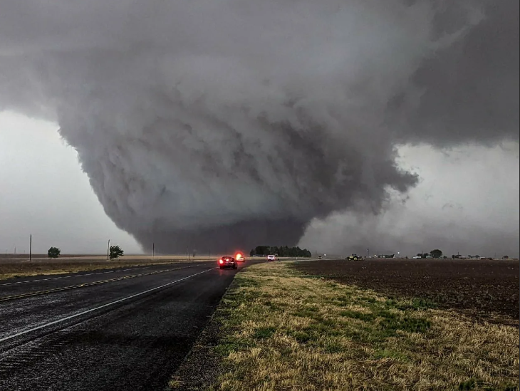 Çində tornado fəlakəti oldu: 5 ölü