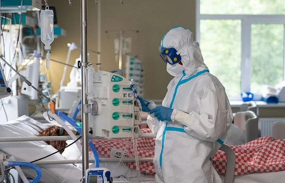 Alimlər ağır koronavirusla ağciyər xərçəngi arasında əlaqəni müəyyən etdilər