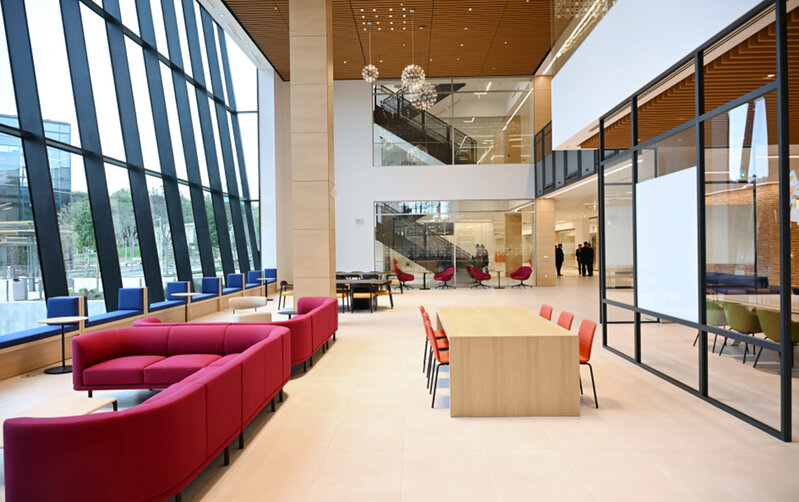 Bu gün açılışı olan universitetdən - Fotolar