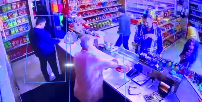 Sərnişin istirahət məntəqəsində qəfil vəfat etdi - VİDEO