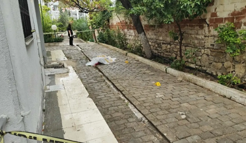 Gənc qadın 3-cü mərtəbədən yıxılaraq həyatını itirdi