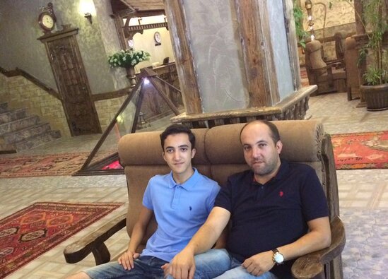 İsti kabinetini soyuq səngərə dəyişən şəhidimiz oğlu danışdı