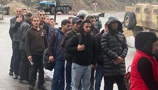 Qarabağ erməniləri gedir – Separatçılar "nəzarəti" artırdı