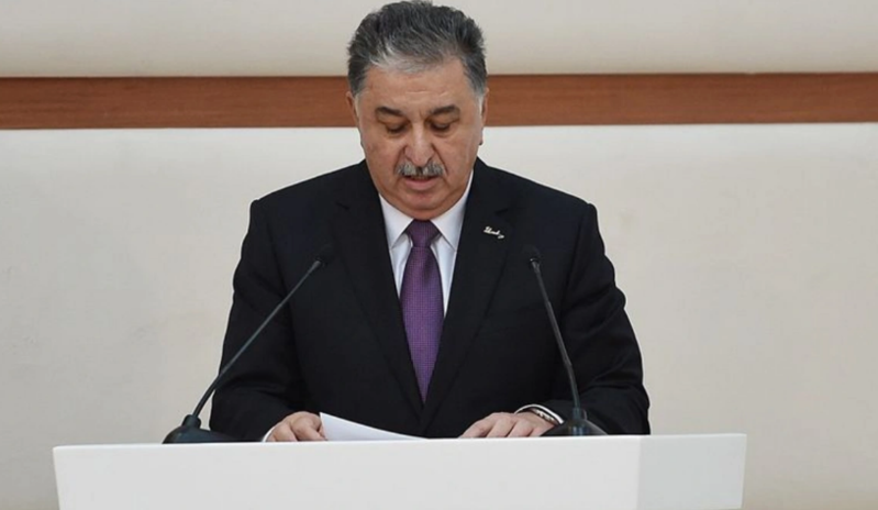 İşdən çıxarılan icra başçısı: "Yazdıqları əmlakları onlara bağışlamasam, kişi deyiləm"