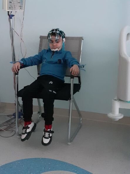 Üç yaşında atasını itirən Həsən indi də leykozla mübarizə aparır - FOTO