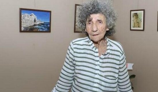 Türkiyəli yazıçı evində ölü tapıldı