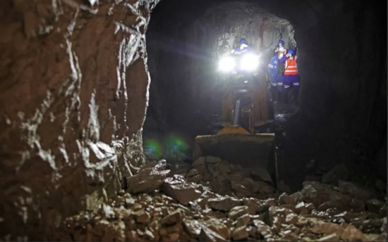 Pakistanın kömür mədənində partlayış olub