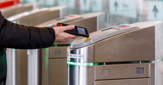 Metrolara yeni ödəmə üsulu gəlir: BakıKart tarixə qovuşur?