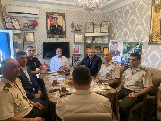 Daxili işlər orqanlarının əməkdaşları şəhid ailələrini ziyarət ediblər