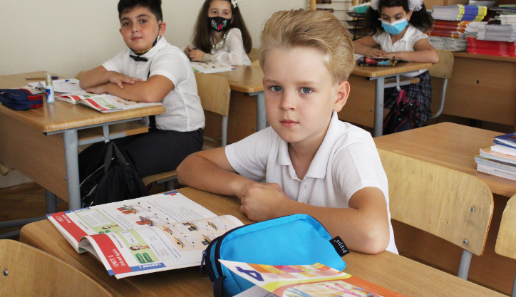 Rus bölməsində nəzarət gücləndirilir: Şagirdlər Azərbaycan dilində imtahan verəcəklər