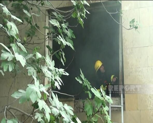 Mingəçevirdə orta məktəb binasında yanğın oldu - FOTO