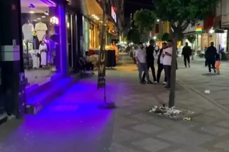 Geyim mağazasına silahlı hücum – 5 nəfər yaralanıb