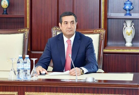 Deputat Mahir Abbaszadənin ev və maşın qiymətinə olan saatları - ŞOK FOTOLAR