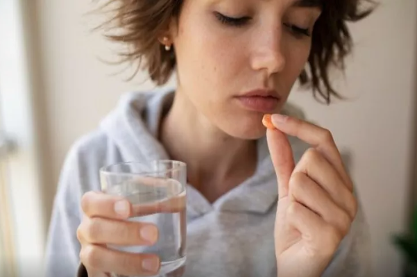 Bir çox qadında bu vacib vitamin çatışmır: əlamətlərə biganə qalmayın