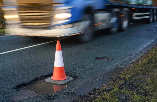 Asfalt özü-özünə "sağalmağa" başlayacaq