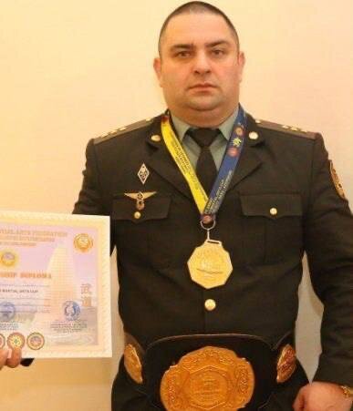 İntim görüntüləri yayılan ədliyyə mayoru işdən çıxarıldı