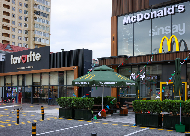 "McDonald’s Azərbaycan" Badamdar qəsəbəsində yeni restoran açıb - FOTO