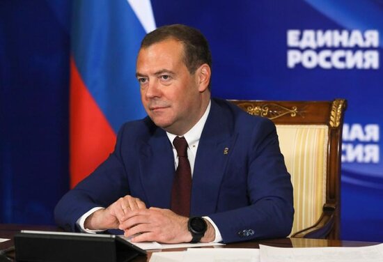 Medvedev "McDonalds"a salam göndərdi