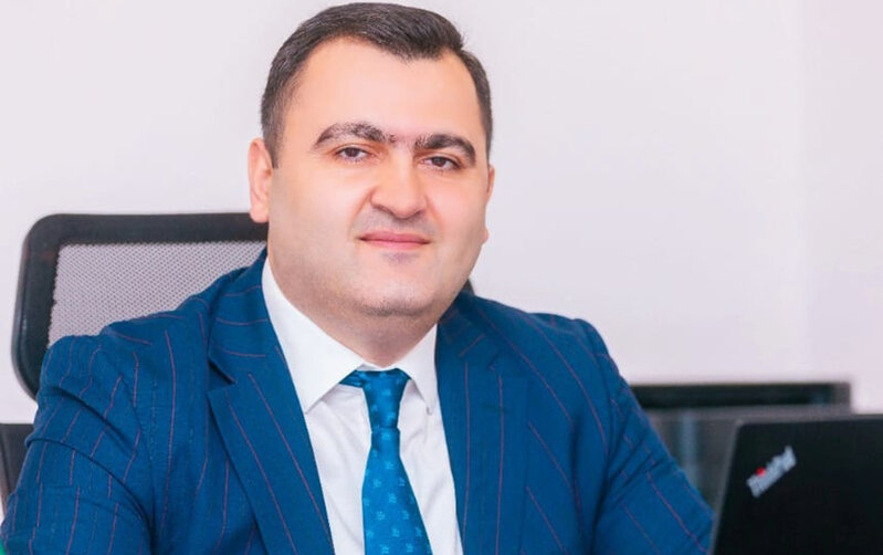 Sədrin yeni müşaviri o oldu