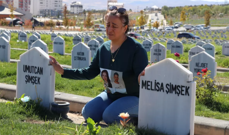 Boğazları kəsilən gənclərin anaları: "Bəlkə ərimi də o öldürüb"