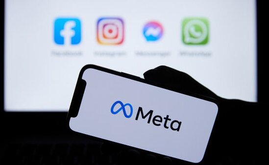 "Facebook", "instagram" və "whatsapp" bağlanır