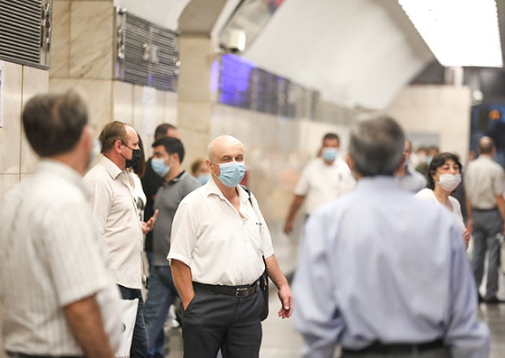 Metronun "Nizami" stansiyasında sərnişinlər qatardan niyə düşürdülüb? - AÇIQLAMA