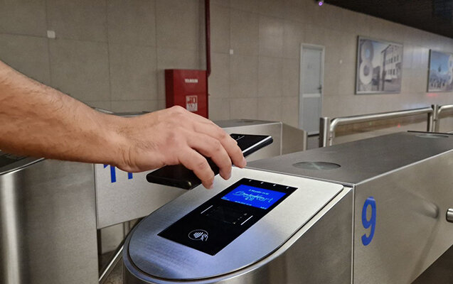 Metro və avtobuslarda əlavə gedişhaqqı çıxılması ilə bağlı - Rəsmi açıqlama
