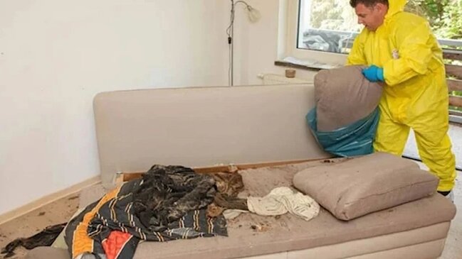 1,5 il əvvəl evində ölən adamı belə tapdılar