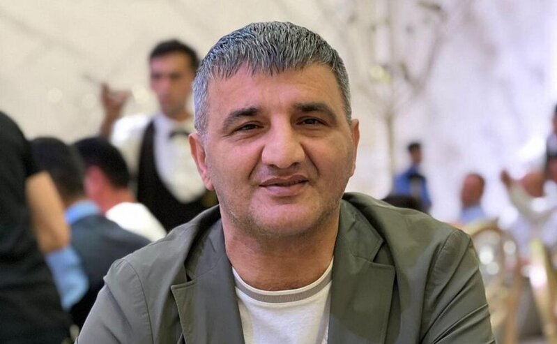 Övladı olmayan meyxanaçının azyaşlı uşağa baxışları gündəm oldu - VİDEO