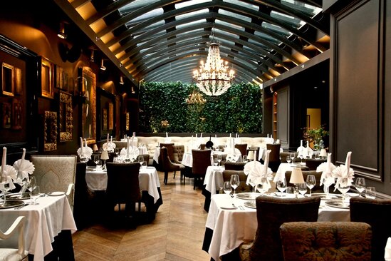 Bu əyalətdə ərlə arvad restorana birgə gedə bilməz