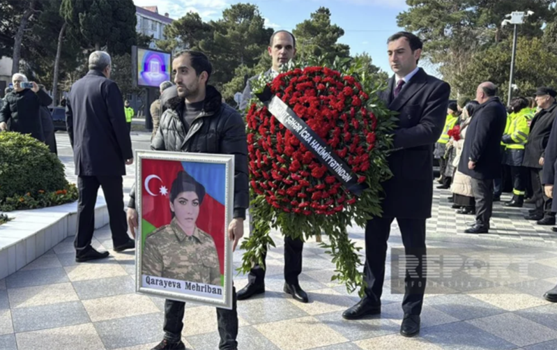 İtkin qadın şəhidlərimiz dəfn olundu - Fotolar - Yenilənib