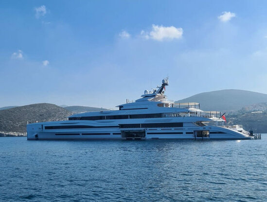 Bill Qeyts Türkiyədəki super yaxtada istirahət etdi – FOTO