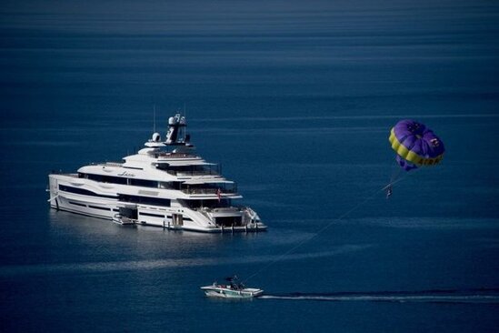 Bill Qeyts Türkiyədəki super yaxtada istirahət etdi – FOTO