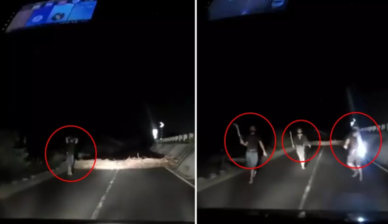 Əllərində qılınc olan maskalılar anidən yola çıxıb avtomobilin yolunu kəsdilər - FOTO