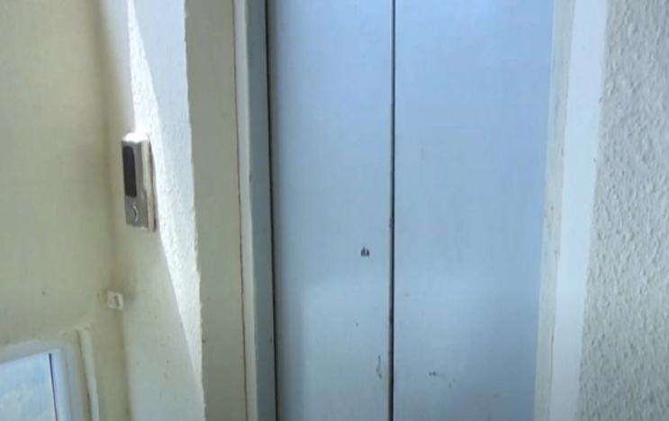 Paytaxtda çoxmərtəbəli binanın lift problemi nə zaman həll olunacaq?