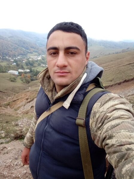 "Moskvada yaşayırdı, müharibəni eşidən kimi könüllü qatılıb şəhid oldu..."