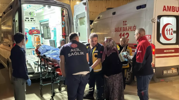 Mübahisə etdiyi qardaşı ilə həyat yoldaşını güllələdi