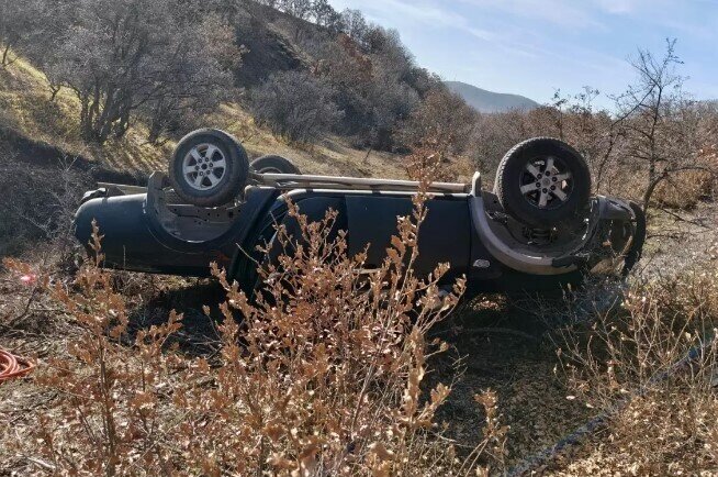İtkin düşən məktəb direktoru yük maşınında ölü tapıldı