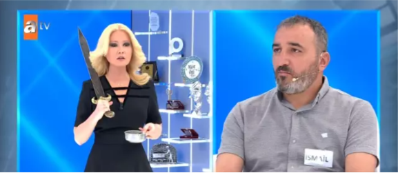 Özünü 14-cü mələk olaraq təqdim edən qadın canlı yayımda psixoloji problemləri olduğunu bildirib